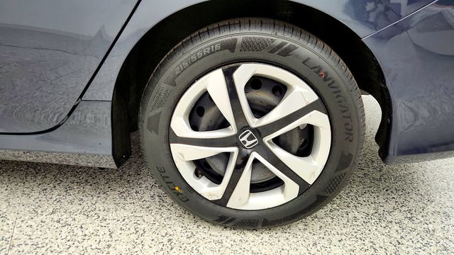 2018 Honda Civic Sedan LX CVT - 22972418 - 8