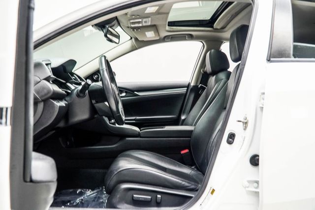 2018 Honda Civic Sedan Touring CVT - 22982013 - 31