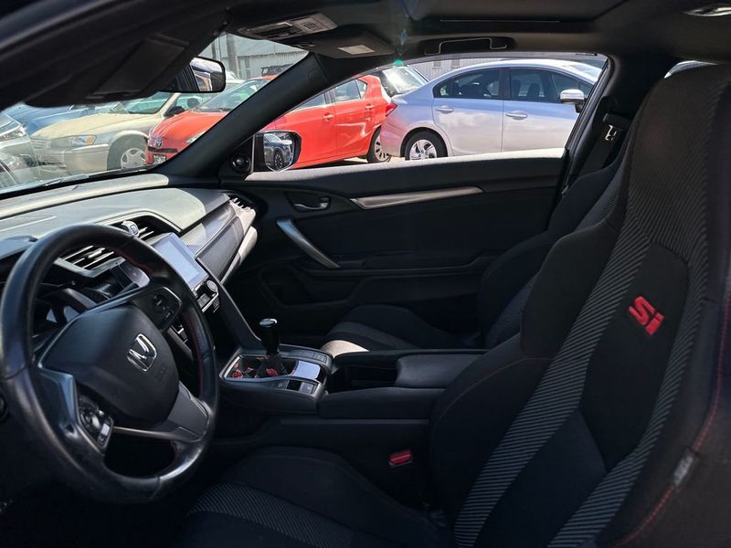 2018 Honda Civic Si Coupe   - 23050376 - 11