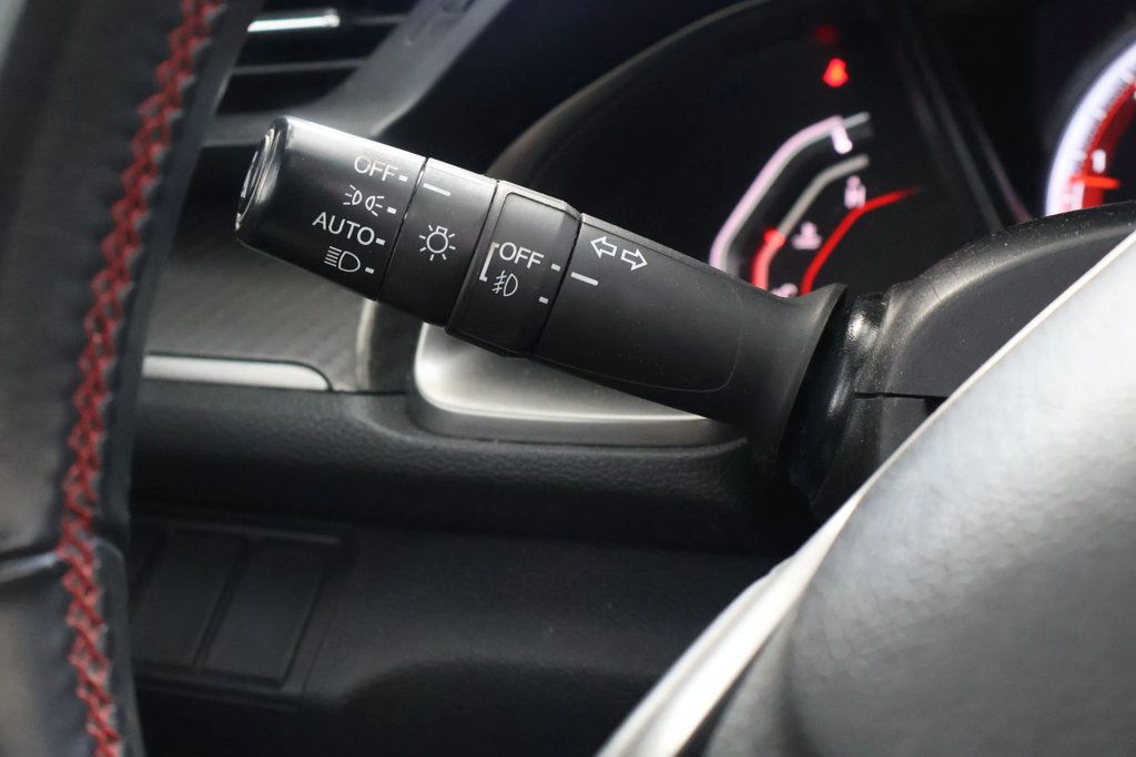 2018 Honda Civic Si photo 18