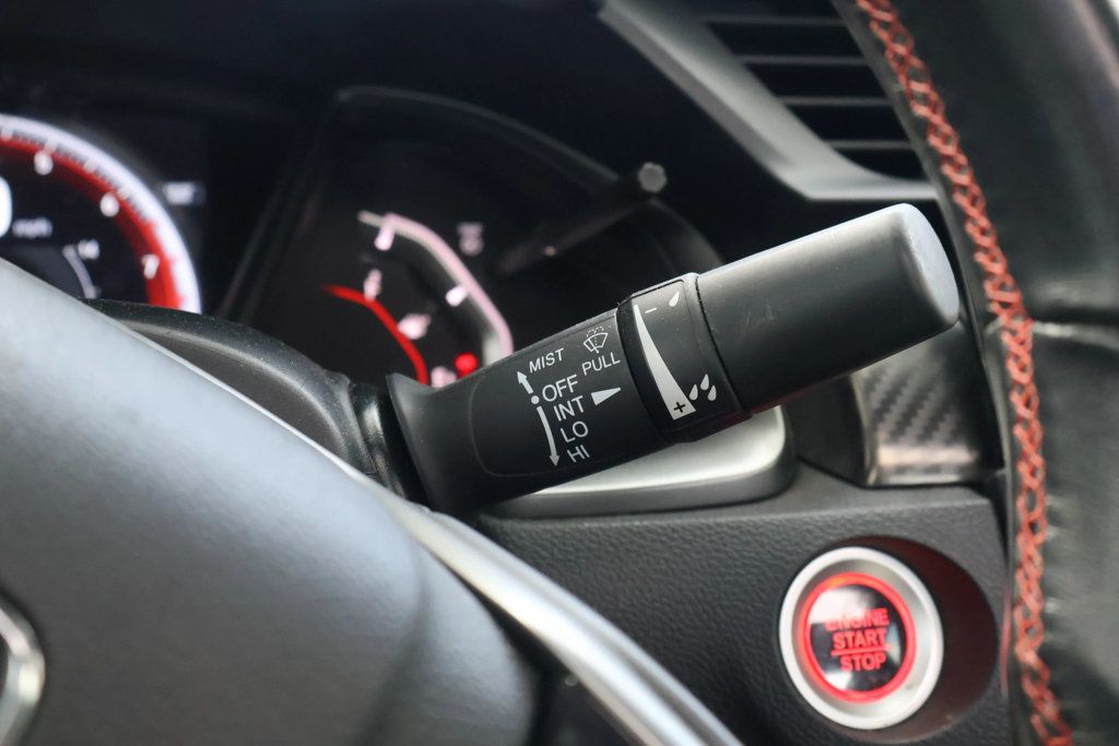 2018 Honda Civic Si photo 19