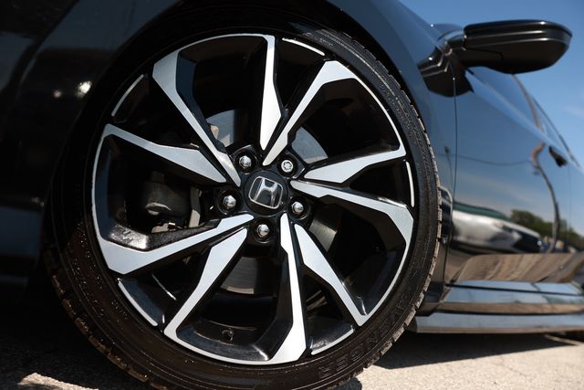 2018 Honda Civic Si Sedan  - 22998227 - 34