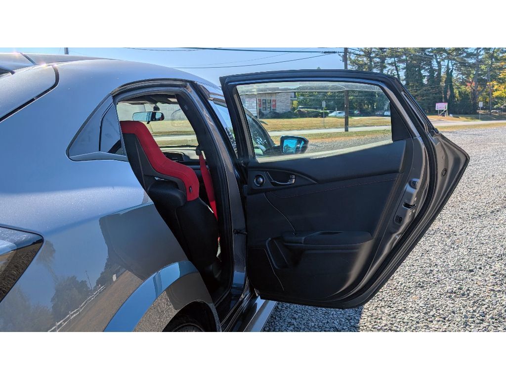 2018 Honda Civic Type R Touring photo 10
