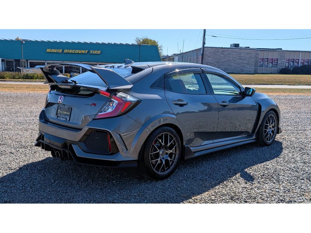 2018 Honda Civic Type R Touring photo 5
