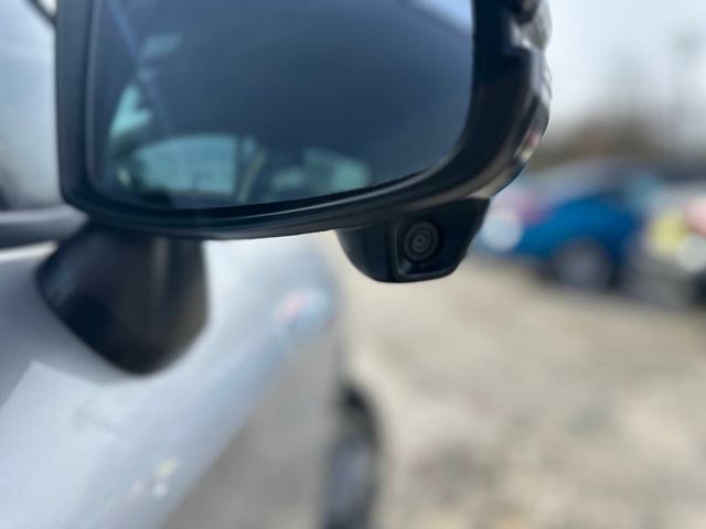 2018 Honda Clarity Plug-In Hybrid Touring Sedan - 23004551 - 10