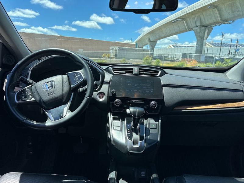 2018 Honda CR-V Touring 2WD - 23008498 - 12