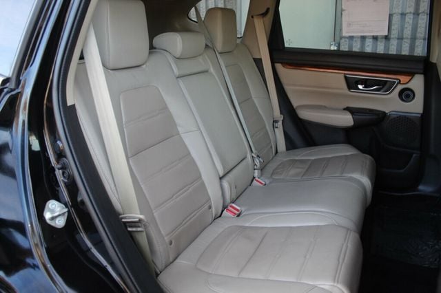 2018 Honda CR-V TOURING W/ NAVIGATION. LEATHER, MOONROOF NEW TIRES - 22947052 - 10