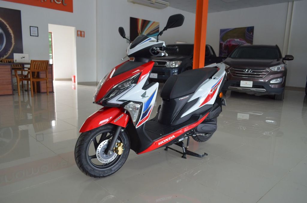 2018 Honda Elite Disponible para alquiler Incluye un casco - 19331429 - 1