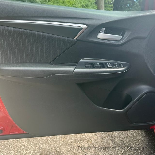2018 Honda Fit EX AUTOMATIC  w/POWER TILT/SLIDING MOONROOF - 23046535 - 19