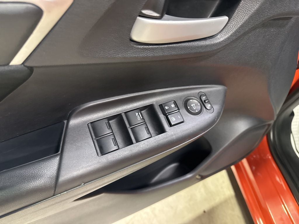 2018 Honda Fit LX CVT - 22988492 - 22