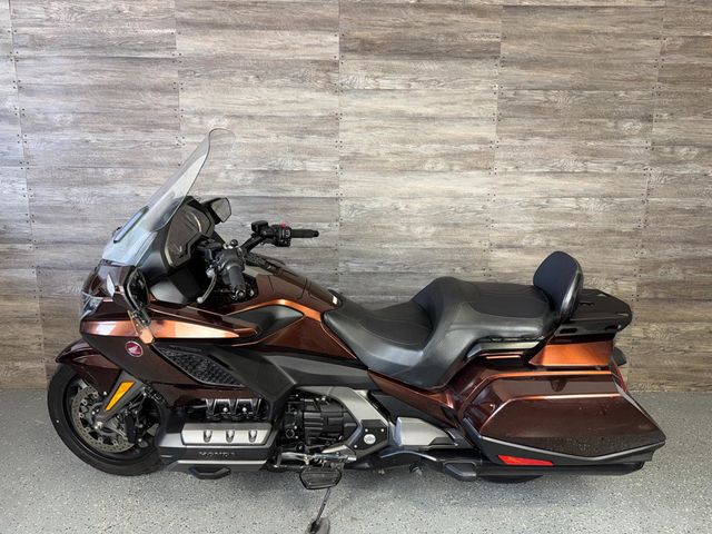 2018 Honda GL1800 Goldwing LOW MILES! - 23027661 - 10