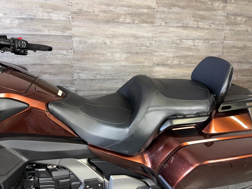 2018 Honda GL1800 Goldwing LOW MILES! - 23027661 - 12