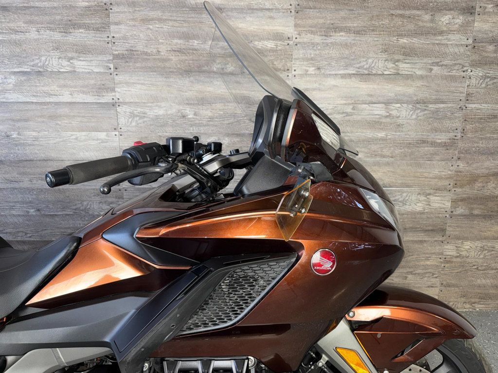 2018 Honda GL1800 Goldwing LOW MILES! - 23027661 - 3