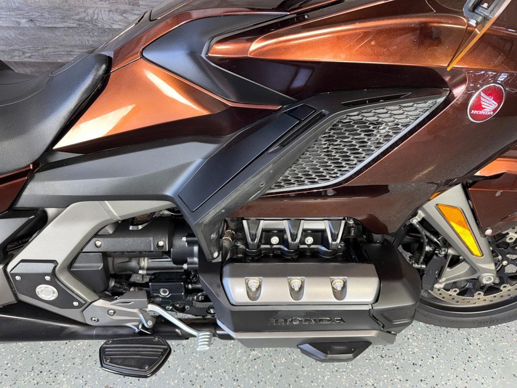 2018 Honda GL1800 Goldwing LOW MILES! - 23027661 - 5