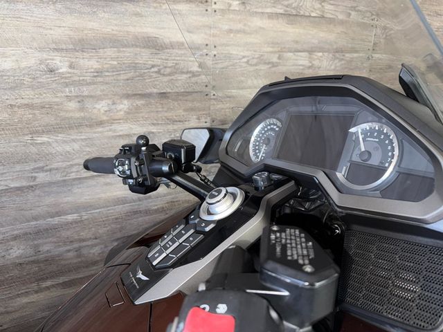 2018 Honda GL1800 Goldwing LOW MILES! - 23027661 - 8