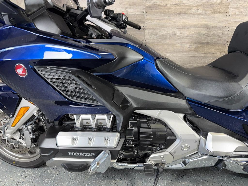 2018 Honda GL1800 Goldwing Tour DCT LOW MILES! - 23006450 - 12