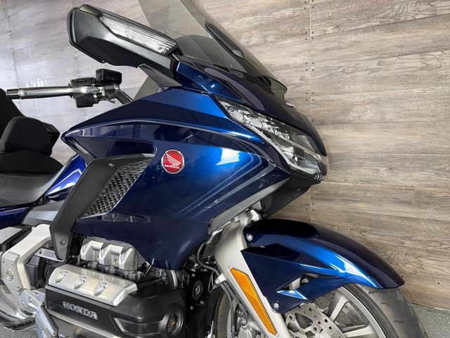 2018 Honda GL1800 Goldwing Tour DCT LOW MILES! - 23006450 - 4