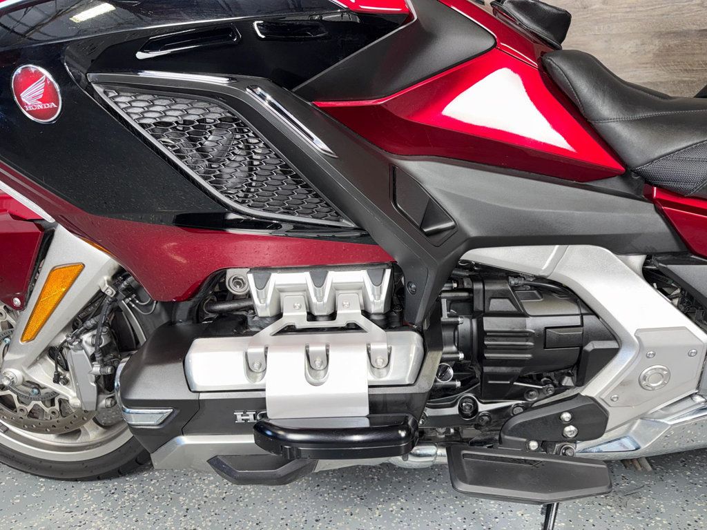 2018 Honda GL1800 Goldwing Tour DCT Airbag SUPER CLEAN! - 22976141 - 13