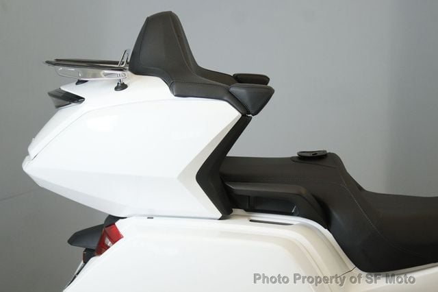 2018 Honda Gold Wing Just 2500 MILES!! - 22844777 - 10