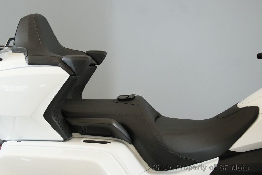 2018 Honda Gold Wing Just 2500 MILES!! - 22844777 - 38