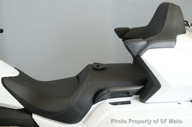 2018 Honda Gold Wing Just 2500 MILES!! - 22844777 - 39