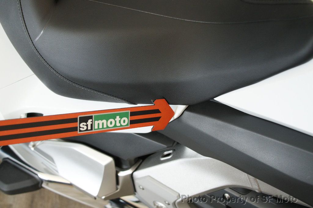 2018 Honda Gold Wing Just 2500 MILES!! - 22844777 - 42