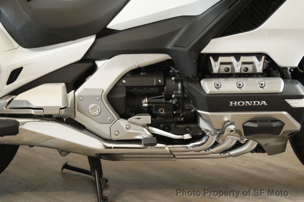 2018 Honda Gold Wing Tour Just 2500 MILES!! - 22844777 - 14