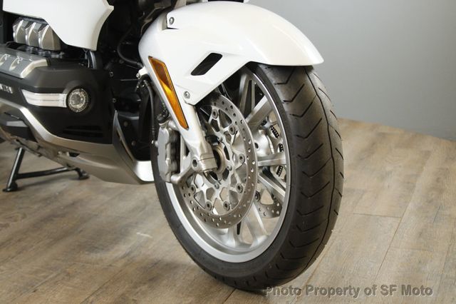 2018 Honda Gold Wing Tour Just 2500 MILES!! - 22844777 - 19