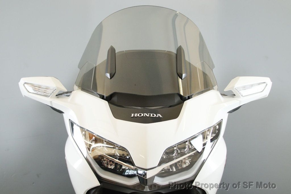 2018 Honda Gold Wing Tour Just 2500 MILES!! - 22844777 - 24