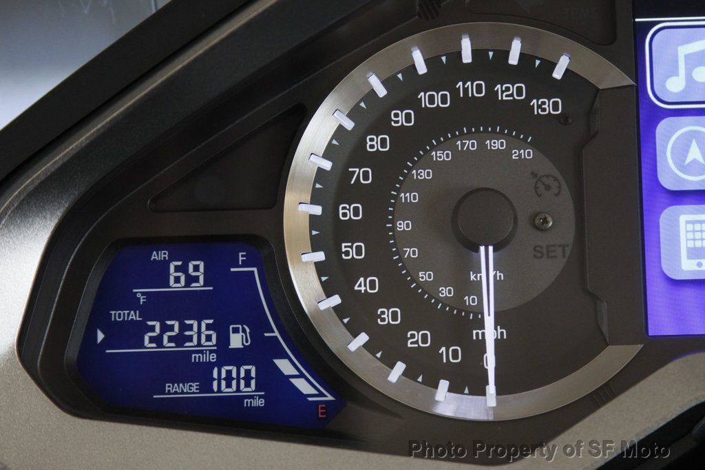 2018 Honda Gold Wing Tour Just 2500 MILES!! - 22844777 - 30