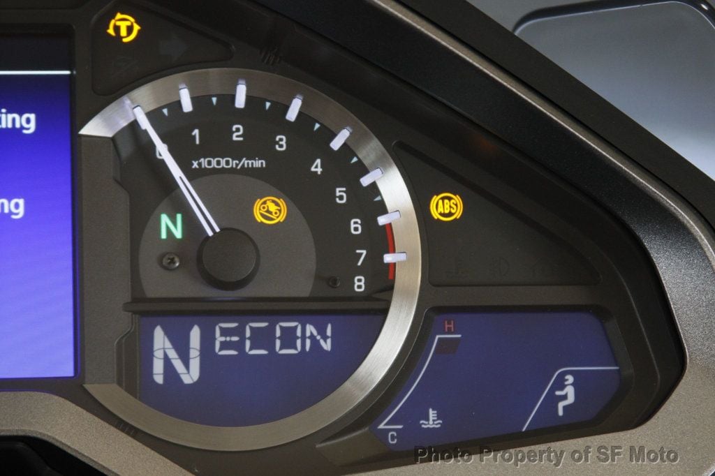 2018 Honda Gold Wing Tour Just 2500 MILES!! - 22844777 - 31