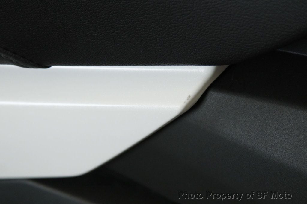 2018 Honda Gold Wing Tour Just 2500 MILES!! - 22844777 - 43