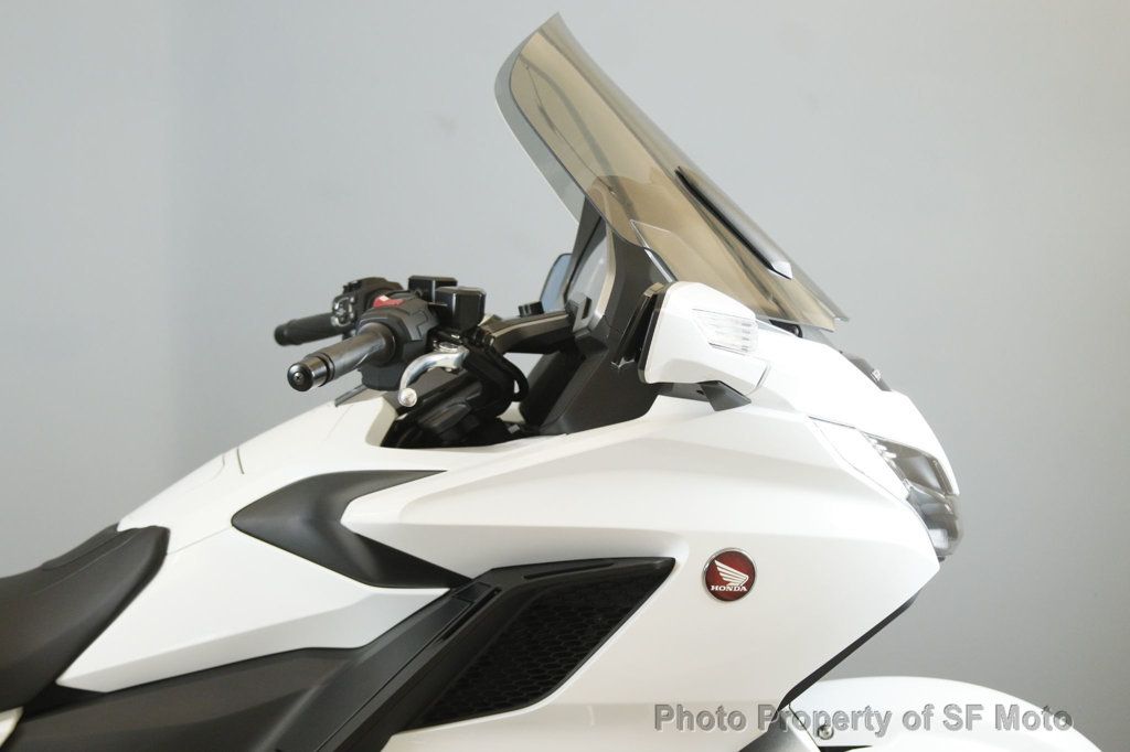 2018 Honda Gold Wing Tour Just 2500 MILES!! - 22844777 - 7