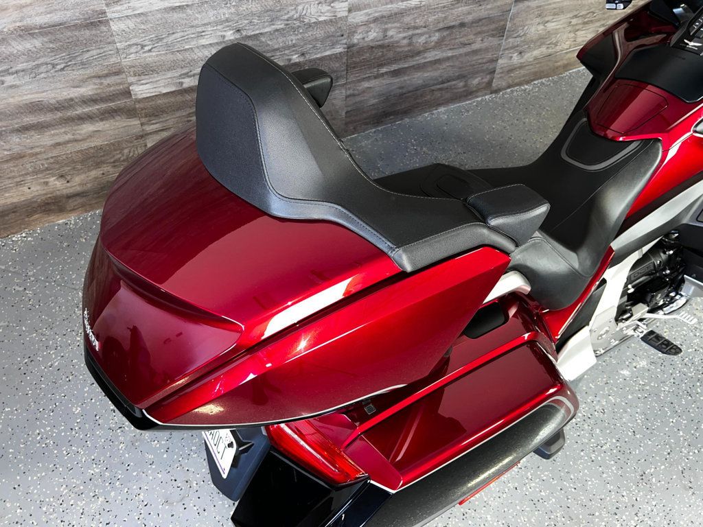 2018 Honda Gold Wing Tour Airbag Automatic DCT SUPER CLEAN! - 22404665 - 6