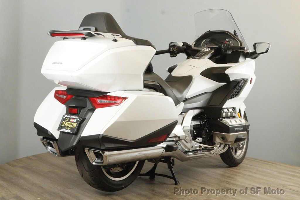 2018 Honda GOLDWING Tour DCT Redefines Touring! - 22550705 - 34