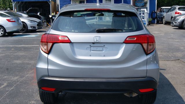 2018 Honda HR-V 3 MONTH WARRANTY , JUST SERVICED , VERY CLEAN INSIDE AND OUT  - 23063504 - 9