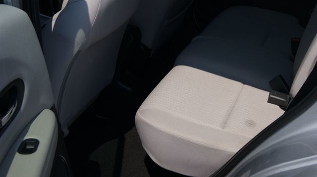 2018 Honda HR-V 3 MONTH WARRANTY , JUST SERVICED , VERY CLEAN INSIDE AND OUT  - 23063504 - 23