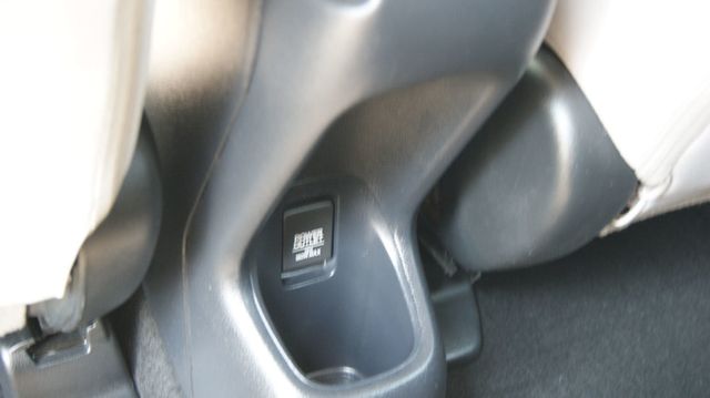 2018 Honda HR-V 3 MONTH WARRANTY , JUST SERVICED , VERY CLEAN INSIDE AND OUT  - 23063504 - 42