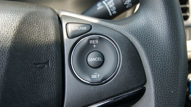 2018 Honda HR-V 3 MONTH WARRANTY , JUST SERVICED , VERY CLEAN INSIDE AND OUT  - 23063504 - 51