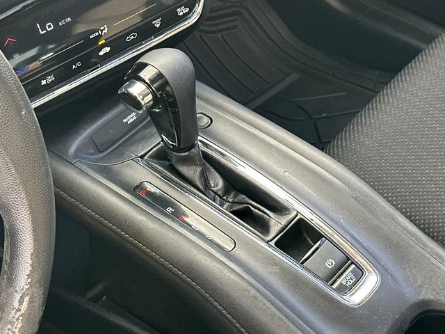 2018 Honda HR-V EX 2WD CVT - 22972860 - 17