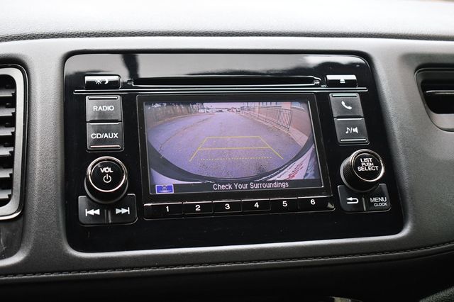 2018 Honda HR-V LX 2WD CVT - 22953855 - 39