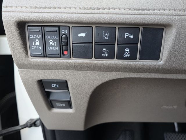 2018 Honda Odyssey Elite Automatic - 22945828 - 29