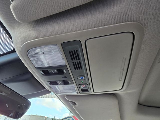 2018 Honda Odyssey Elite Automatic - 22945828 - 32