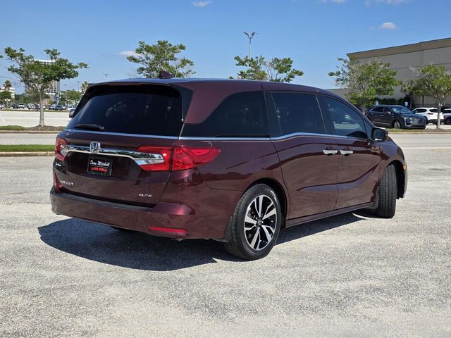 2018 Honda Odyssey Elite's photo