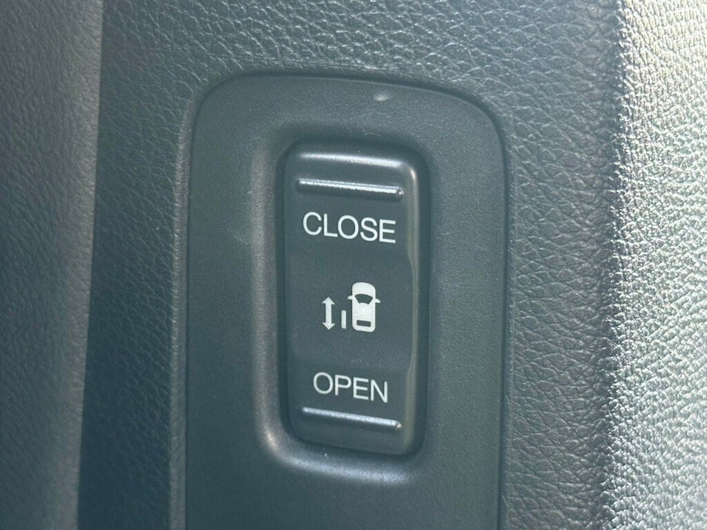 2018 Honda Odyssey Elite Automatic - 23054978 - 36