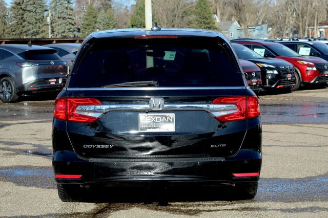 2018 Honda Odyssey ELITE W/ RES DVD, NAVIGATION, MOONROOF, LEATHER - 22979016 - 4