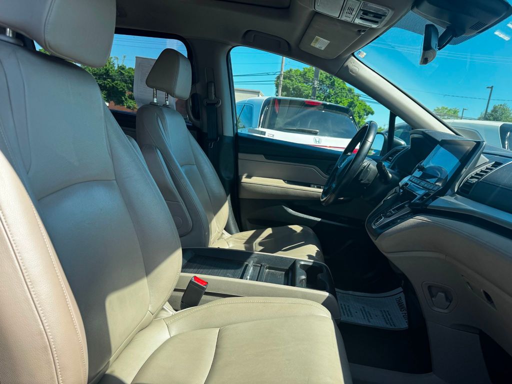 2018 Honda Odyssey EX-L Automatic - 23033206 - 22