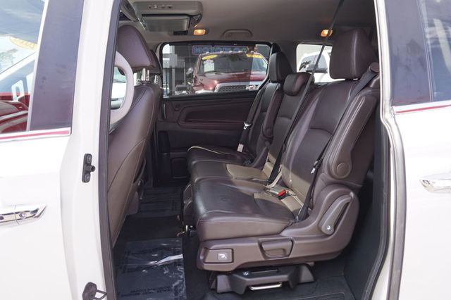 2018 Honda Odyssey EX-L, THIRD ROW SEATING, LEATHER SEATS, MOON ROOF, DVD SYSTEM  - 22989824 - 18
