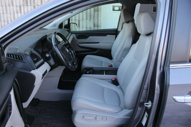 2018 Honda Odyssey EXL W/ DVD PLAYER, RES, NAVIGATION LEATHER, MOONROOF - 22934682 - 23