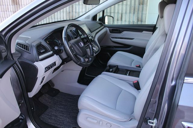 2018 Honda Odyssey EXL W/ DVD PLAYER, RES, NAVIGATION LEATHER, MOONROOF - 22934682 - 25